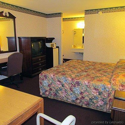 Eagle Inn Sumter Chambre photo